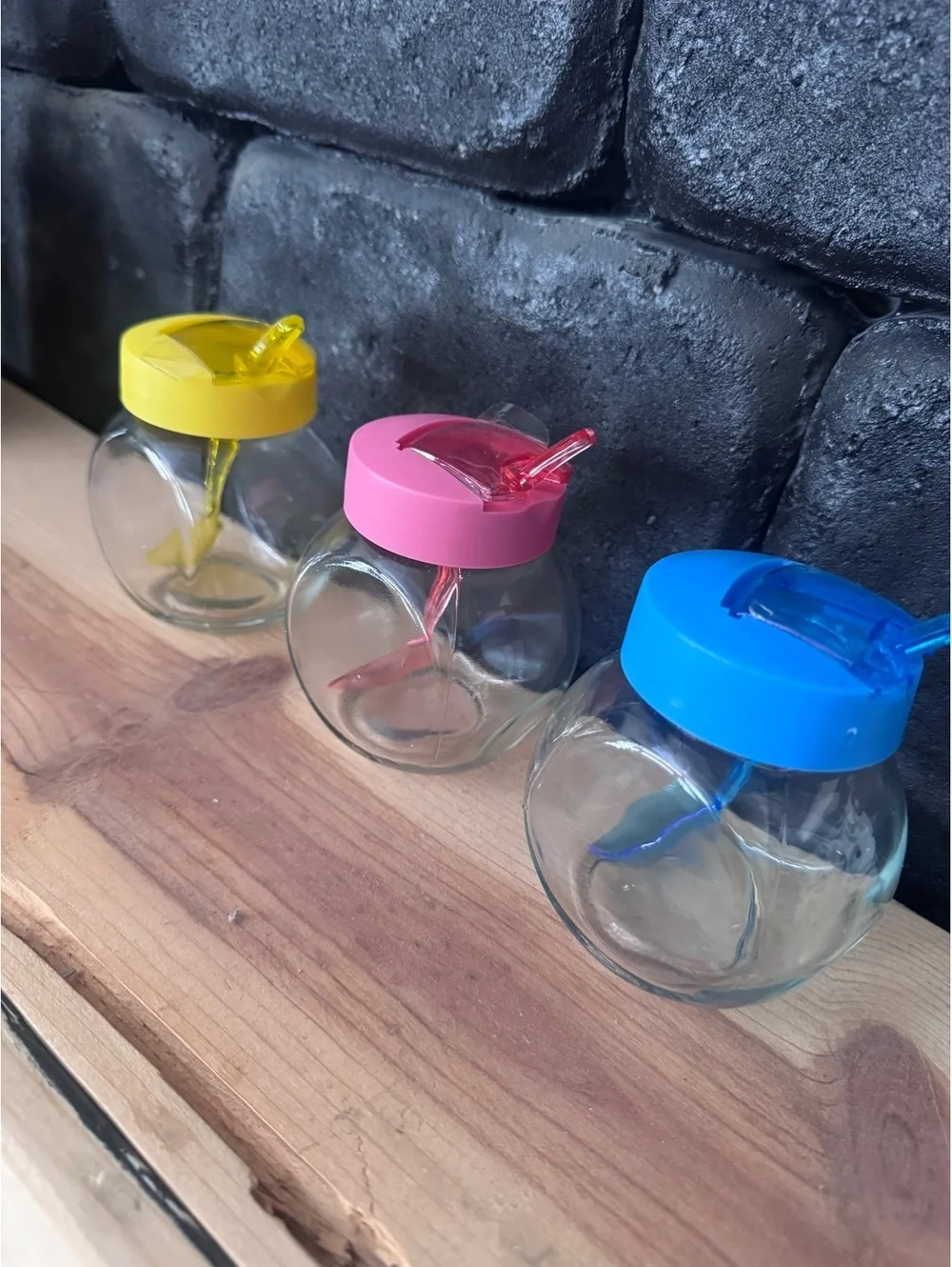 Set of 3 Glass Jars with Colored Lids and Spoons